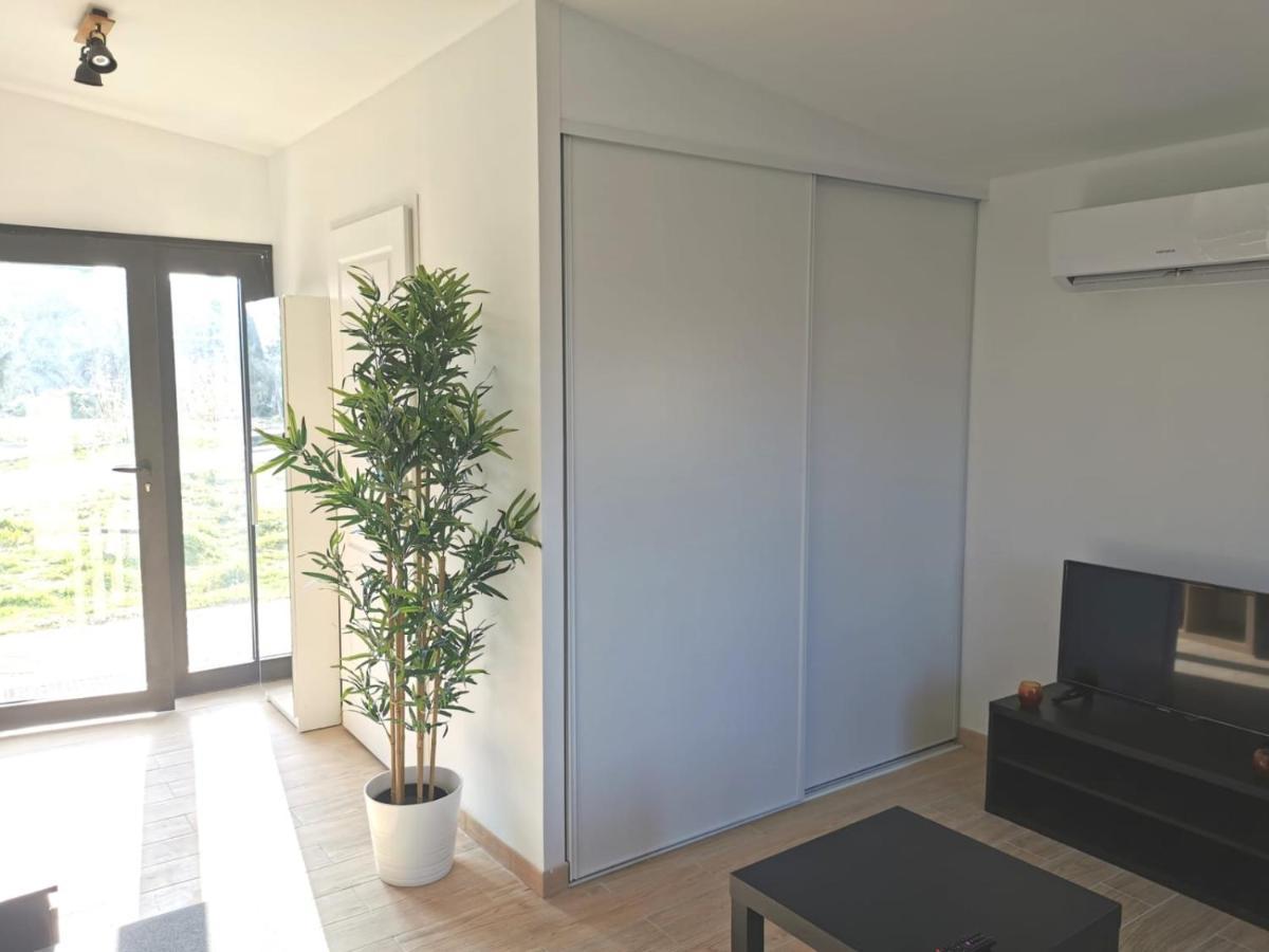 Pujaut Studio Independant, 10Min Avignon מראה חיצוני תמונה